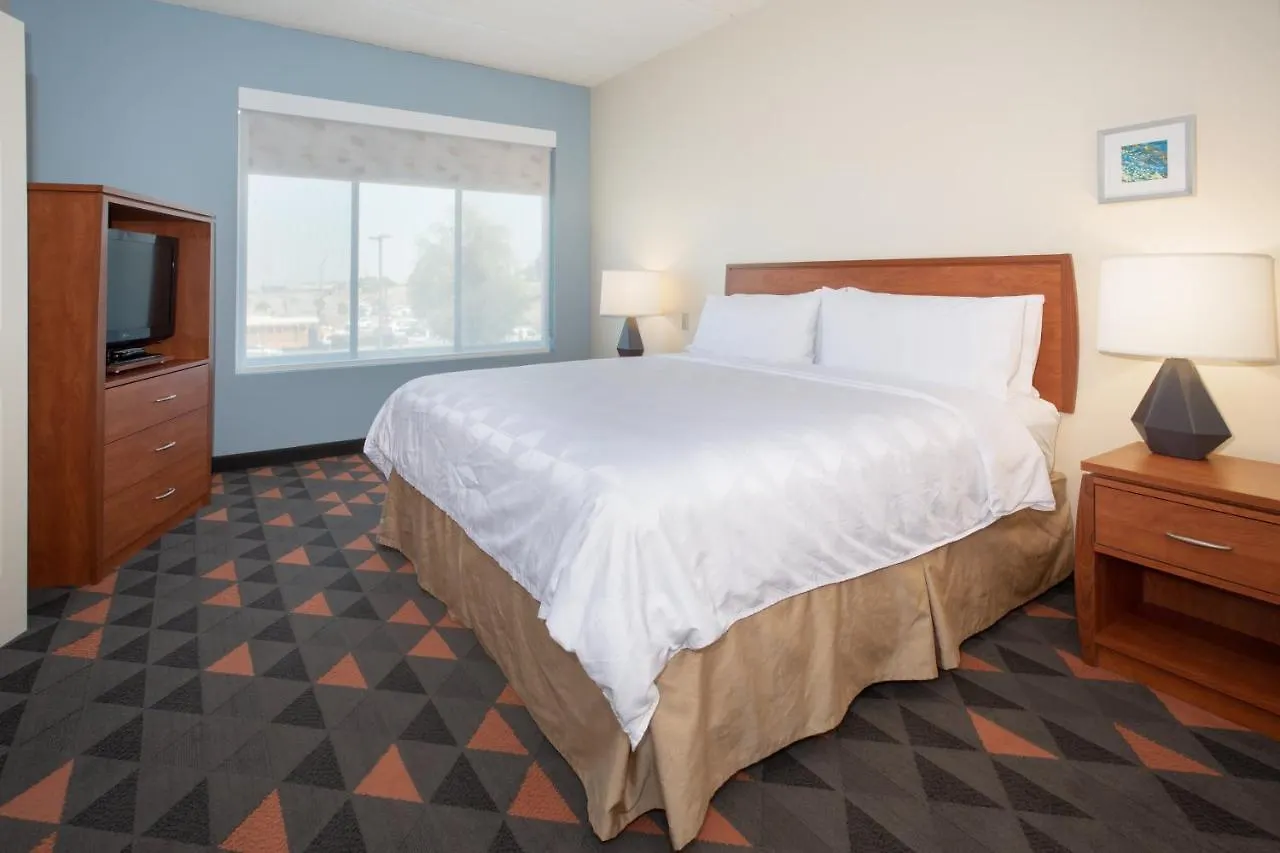 Holiday Inn & Suites Goodyear - West Phoenix Area By Ihg