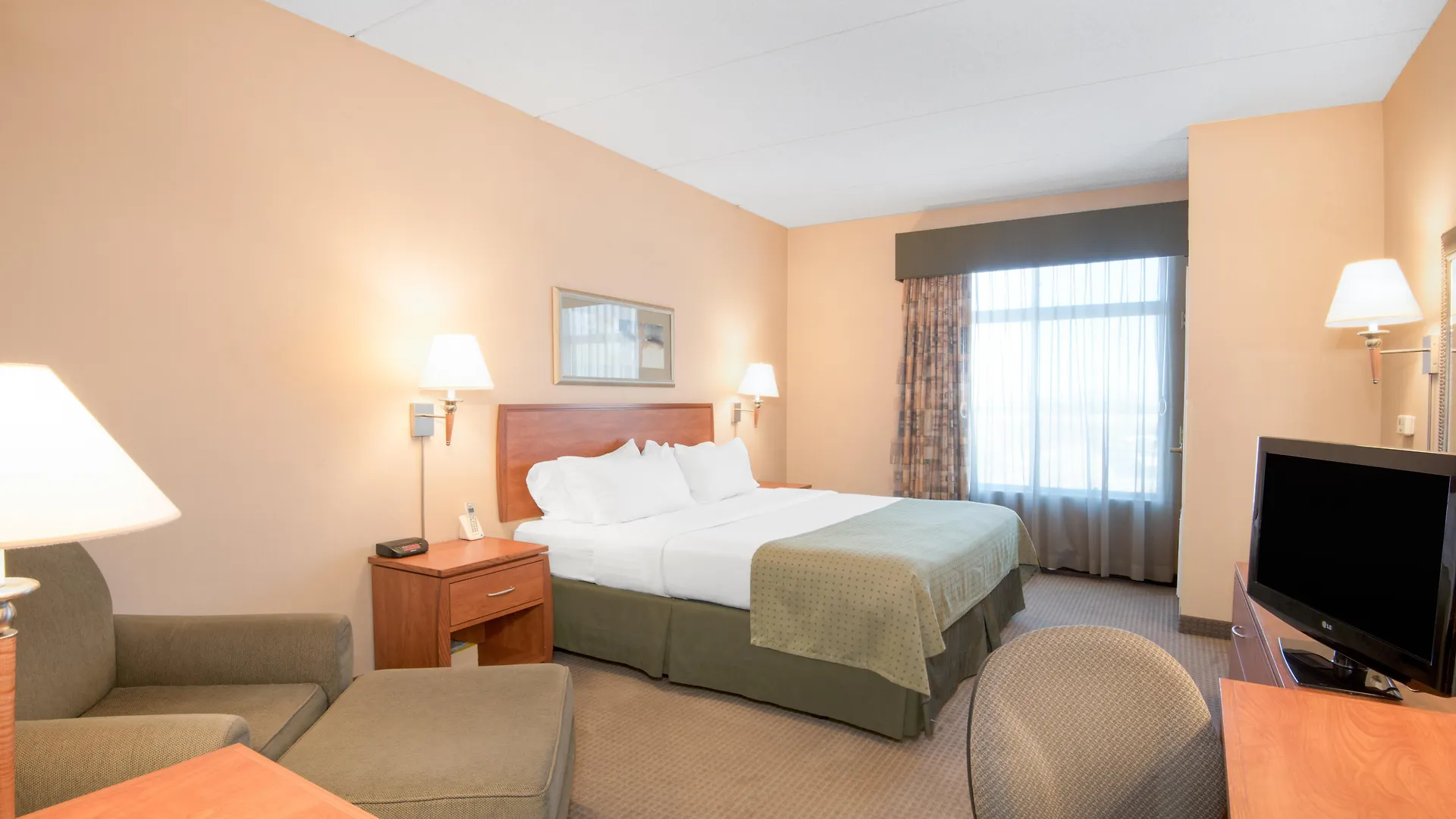 Holiday Inn & Suites Goodyear - West Phoenix Area By Ihg 3*,  United States