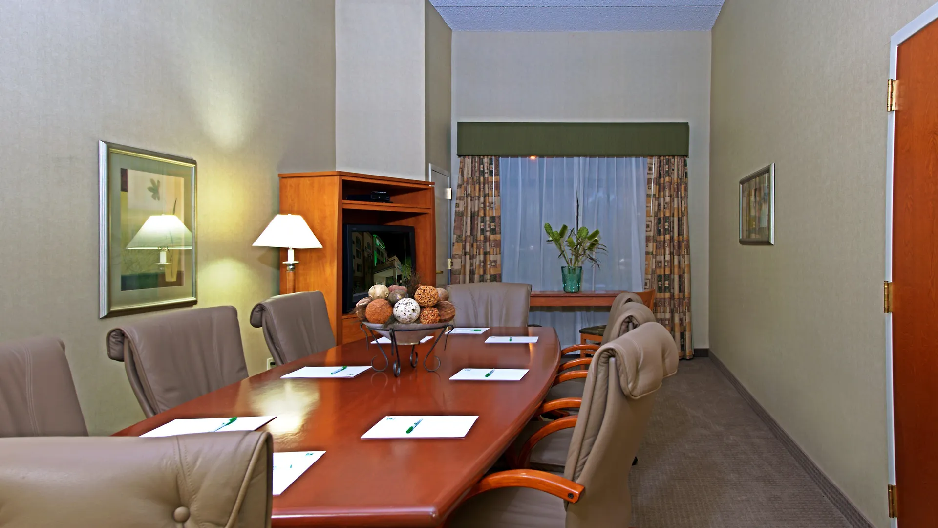 Holiday Inn & Suites Goodyear - West Phoenix Area By Ihg Hotel