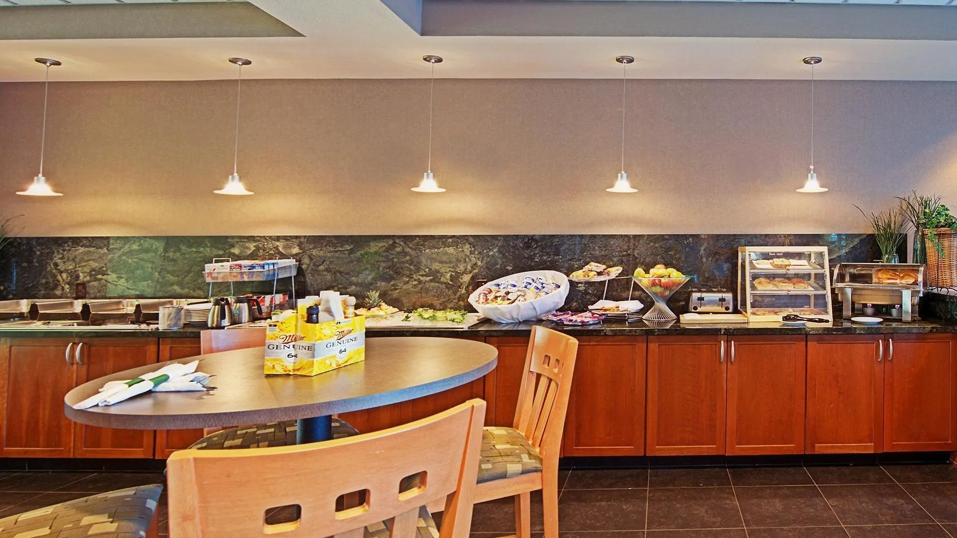 Holiday Inn & Suites Goodyear - West Phoenix Area By Ihg